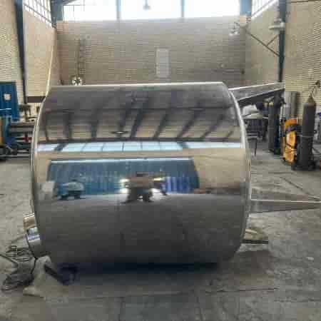 Pharmaceutical tanks with 8 micron finish