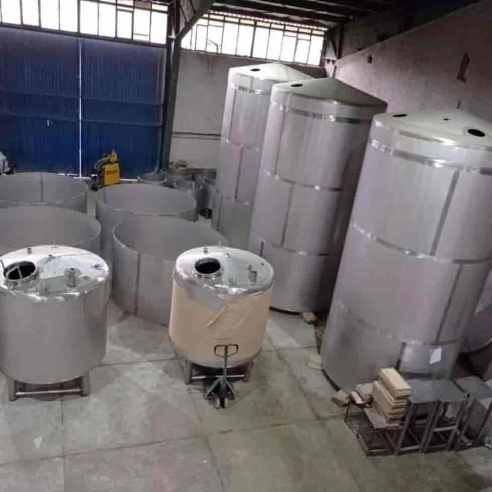 Construction and design of steel tanks